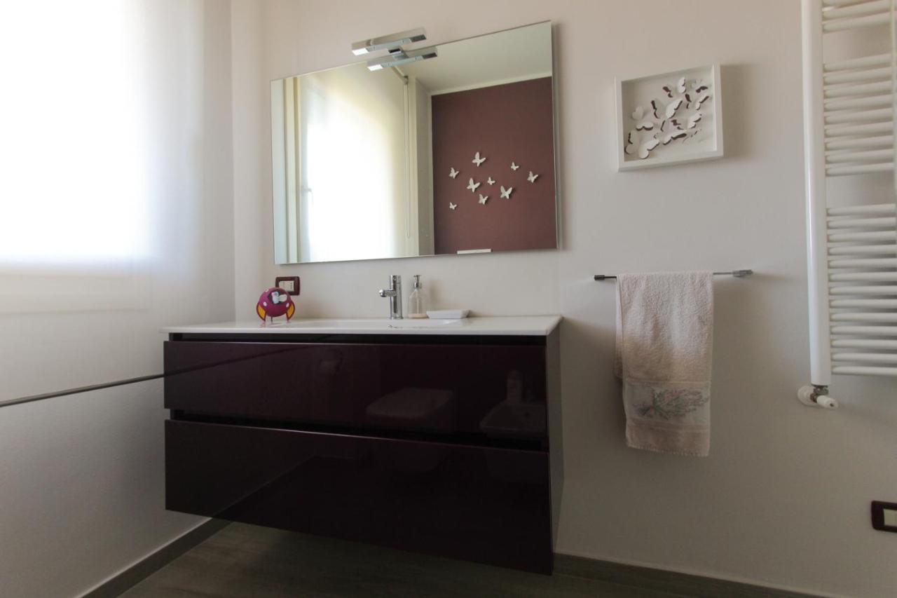 La Casa Di Cele Apartment Desenzano del Garda Exterior foto